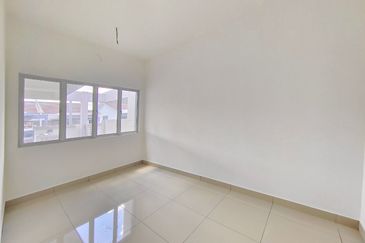 Albury at Mahkota Hills