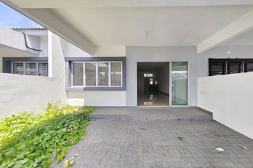 Albury at Mahkota Hills