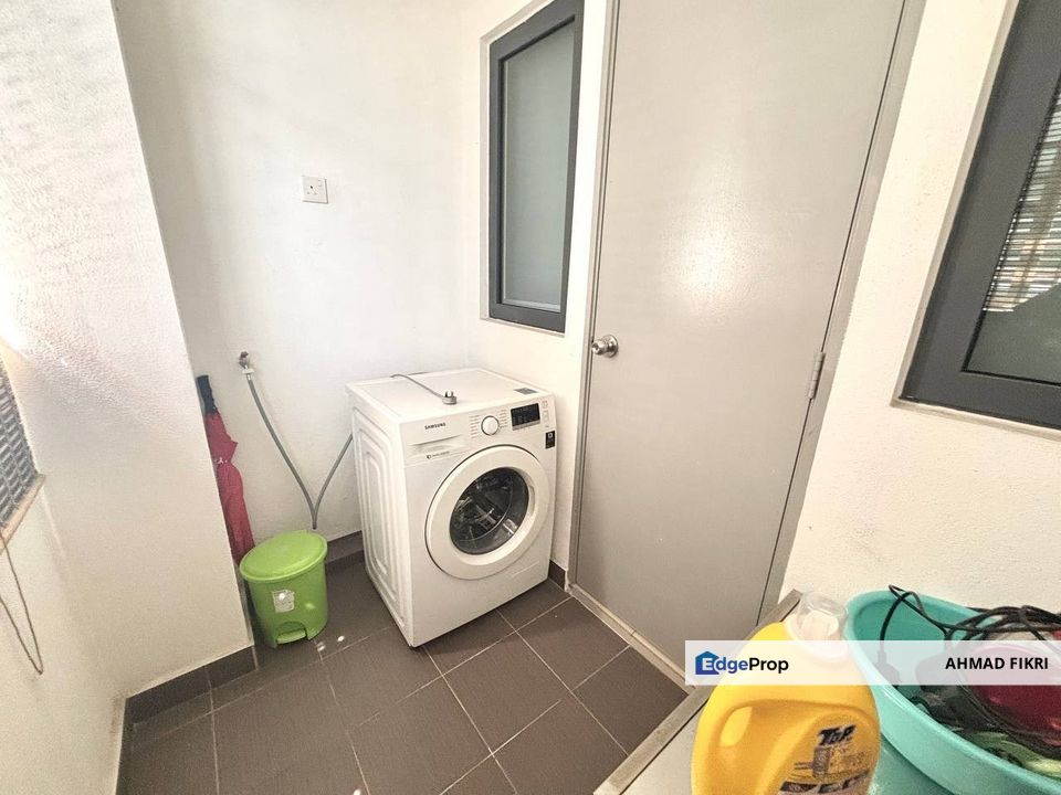 [ SEMI FURNISHED ] Silk Sky Service Apartment Balakong Seri Kembangan, Selangor, Balakong