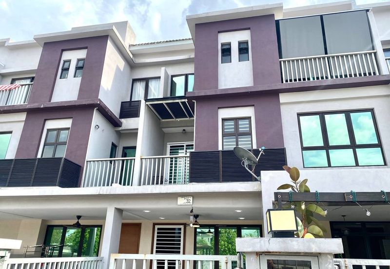 The Strata @ Bandar Puteri Bangi