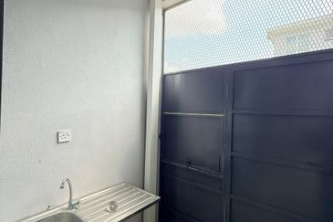 Laman Mawar @ Kota Seriemas