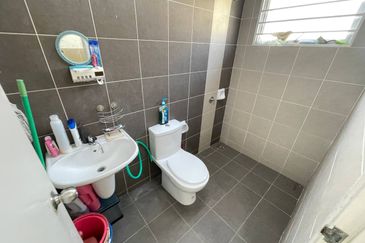 Albury at Mahkota Hills