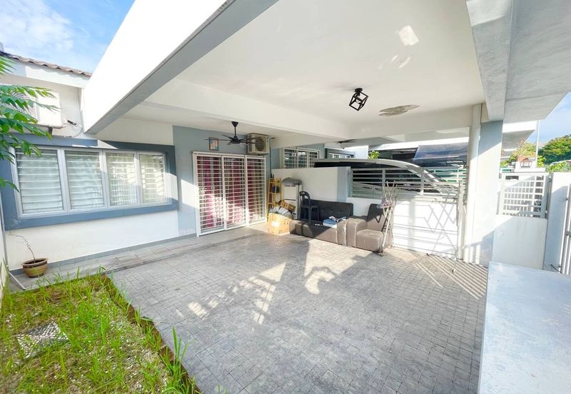 Albury at Mahkota Hills