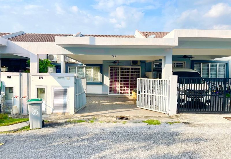 Albury at Mahkota Hills