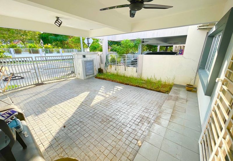 Albury at Mahkota Hills