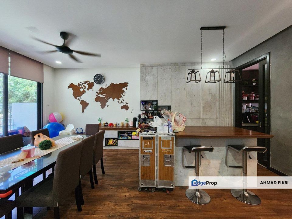 Three Storey Superlink Terrace House @ Thistle Grove Denai Alam, Selangor, Denai Alam