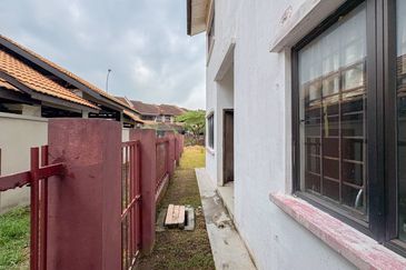 Taman Alam Megah, Seksyen 28