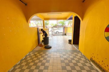 Jalan Gembala Satu 19/9A