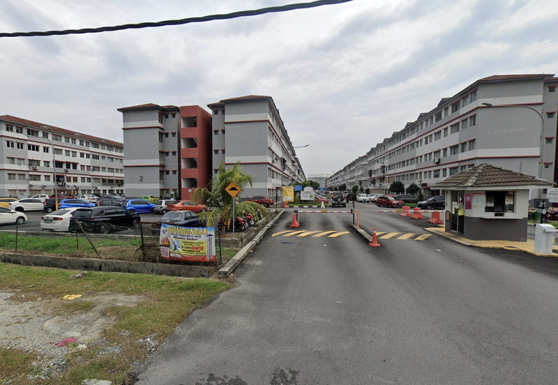 Rumah Pangsa Impian, Bandar Saujana Putra