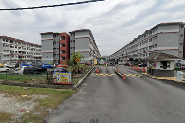 Rumah Pangsa Impian, Bandar Saujana Putra