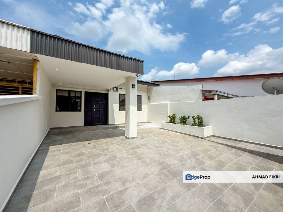 Taman Dusun Jaya Semenyih [ NEWLY REFURBISHED ] Single Storey Terrace House , Selangor, Semenyih