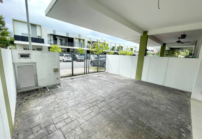 Casa Wood @ Cybersouth