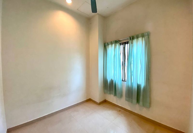 Putra Hill Residency