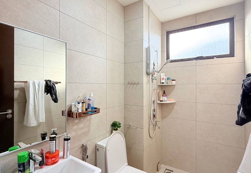 The Mulia Residences CyberjayaThree Storey Terrace House 