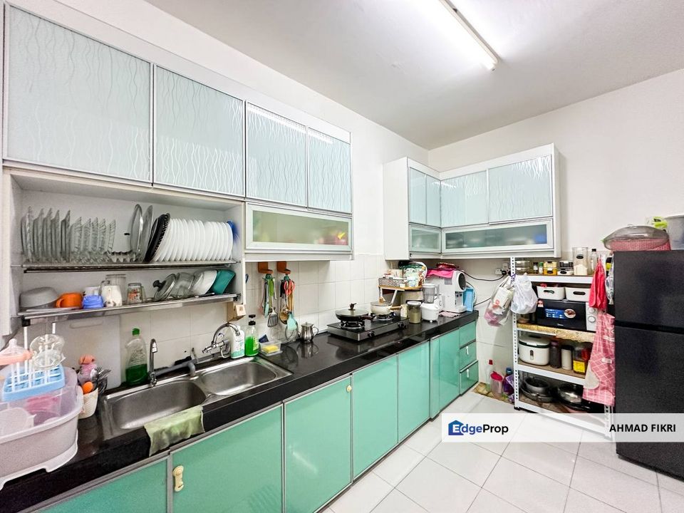 Taman Pelangi Semenyih 2 [ OAKBERRY ] Double Storey Terrace House Semenyih. , Selangor, Semenyih