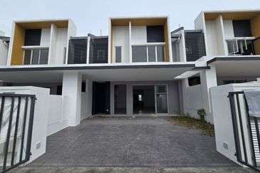 Verna Lake Villas @ Serene Heights