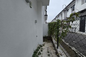 Verna Lake Villas @ Serene Heights