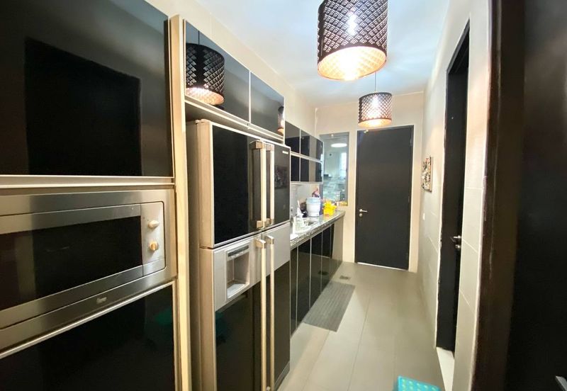 Bangi Lakehill Villas