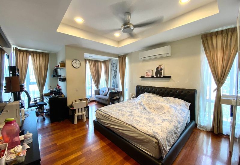 Bangi Lakehill Villas