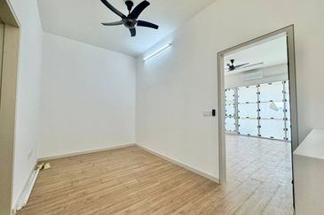 Verna Lake Villas @ Serene Heights