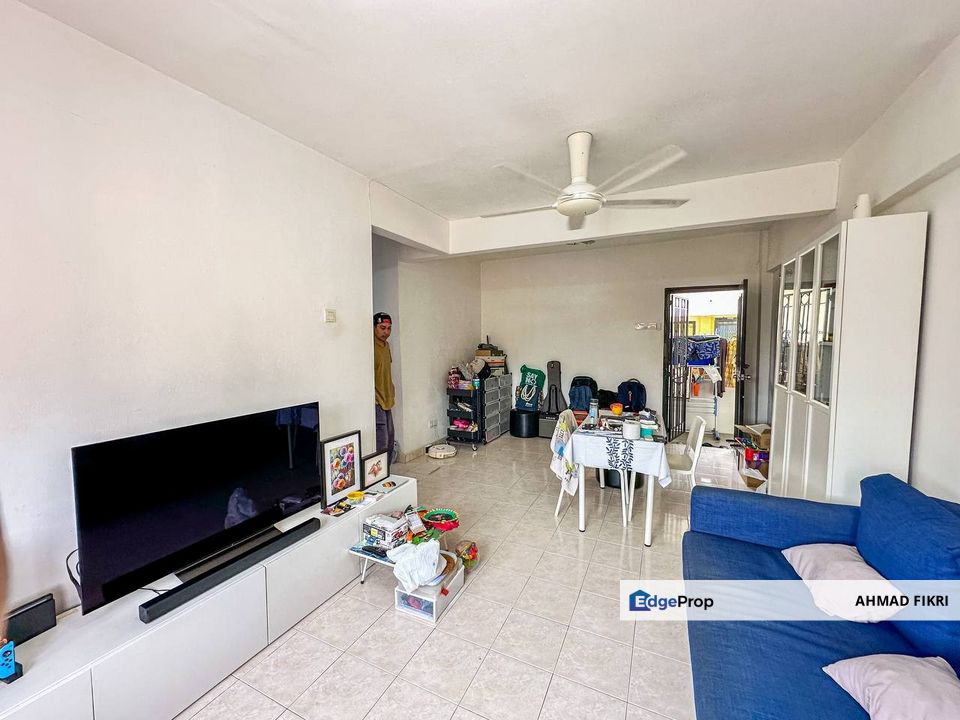 Pangsapuri Carlina [ CORNER UNIT ] [ WITH LIFT ]  Seksyen 5 Kota Damansara, Selangor, Kota Damansara