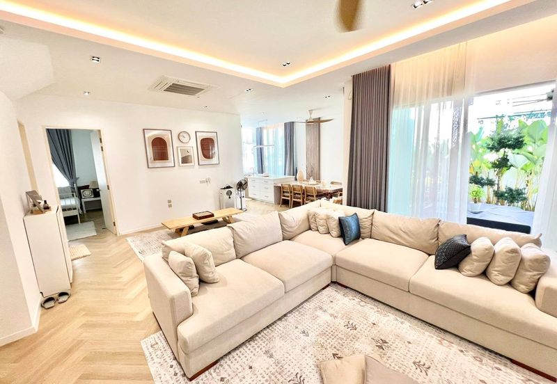 Ebonylane @ Eco Forest