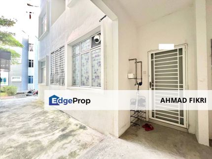 Casa Dahlia Apartment [ GROUND FLOOR ] [ CORNER UNIT ] Bandar Baru Salak Tinggi Sepang, Selangor, Sepang