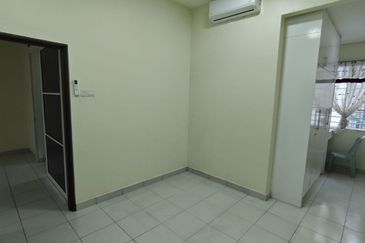 Laman Kenanga @ Nilai Impian