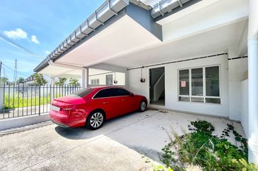 Iringan Bayu - Aleria