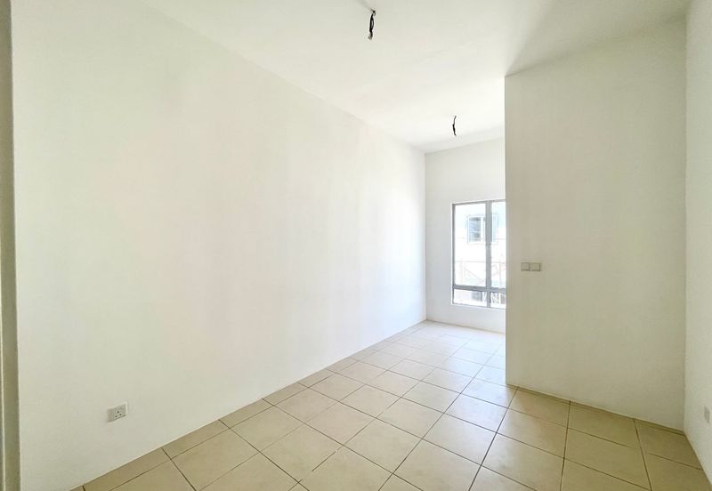 Iringan Bayu - Aleria