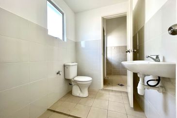 Iringan Bayu - Aleria