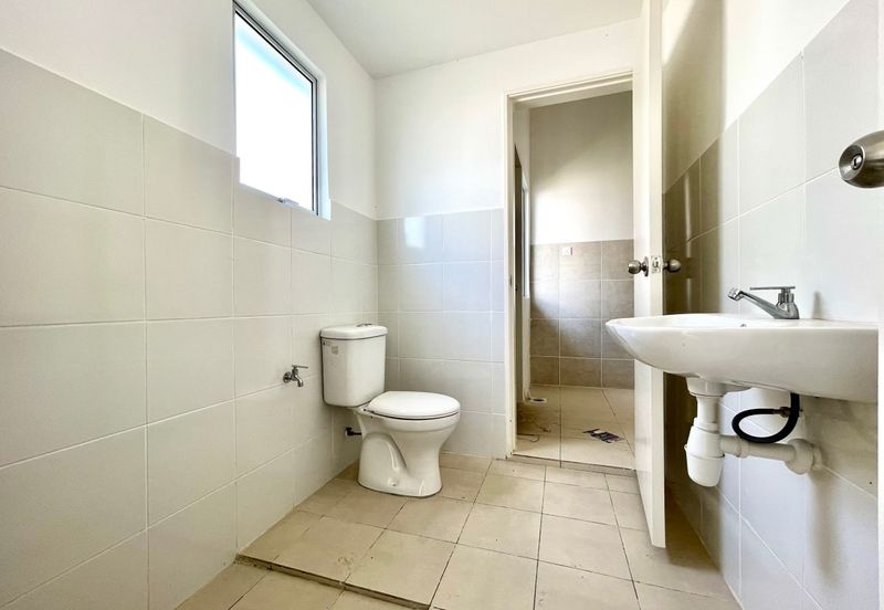 Iringan Bayu - Aleria