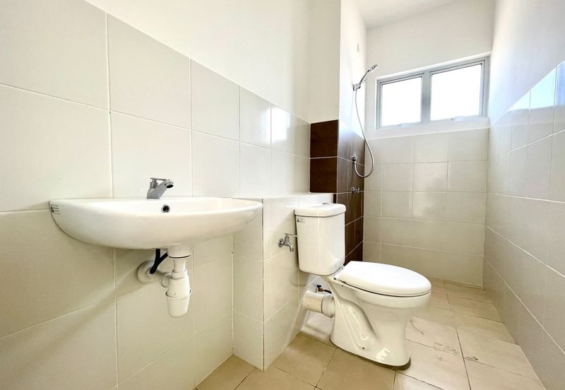 Iringan Bayu - Aleria