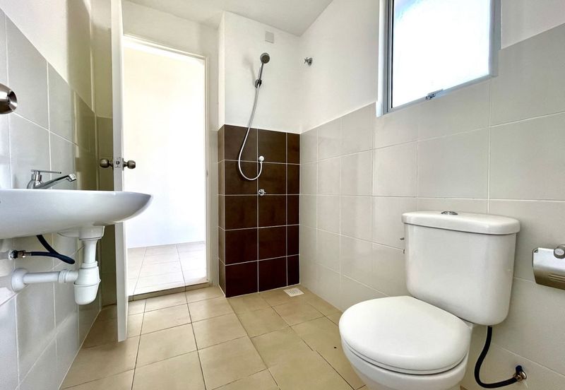 Iringan Bayu - Aleria