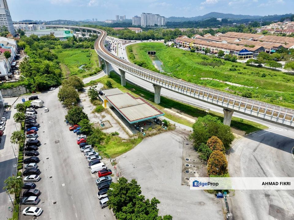 Taman Equine Petrol Station Seri Kembangan Prime Commercial Land, Selangor, Seri Kembangan