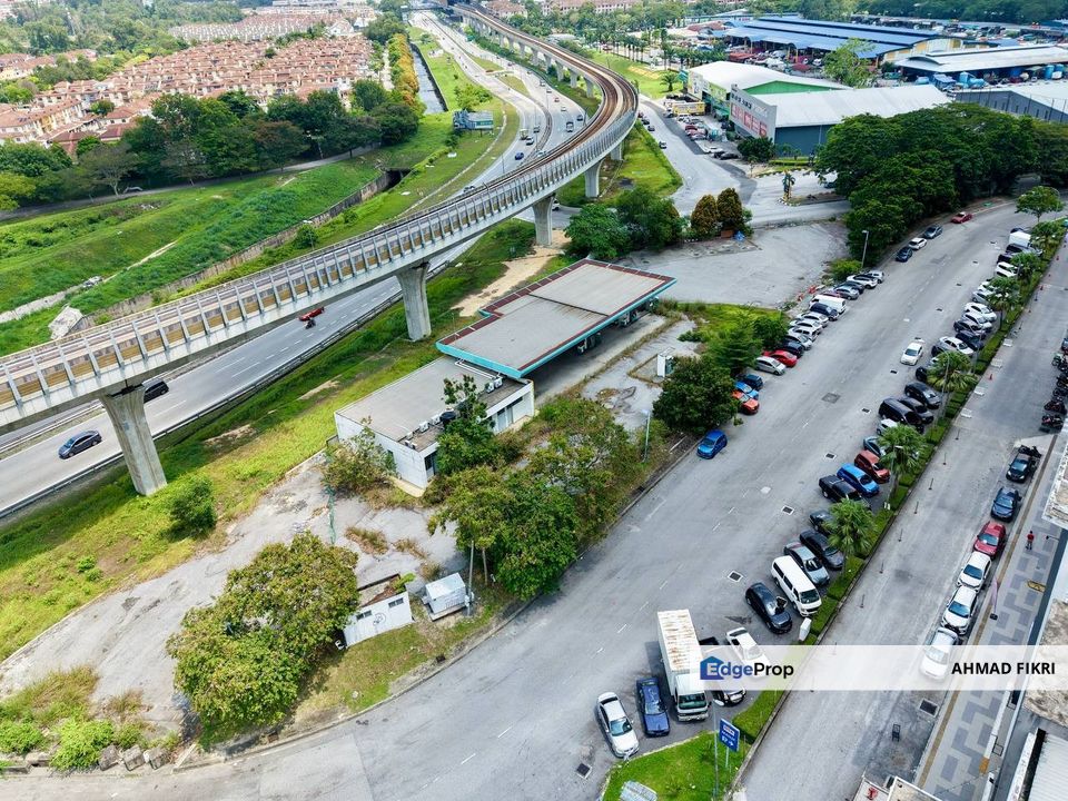 Taman Equine Petrol Station Seri Kembangan Prime Commercial Land, Selangor, Seri Kembangan
