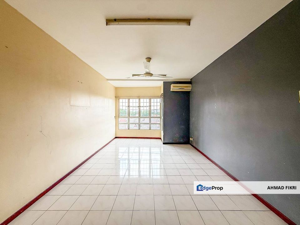 Tiara Intan Condominium Taman Bukit Indah Ampang, Selangor, Ampang