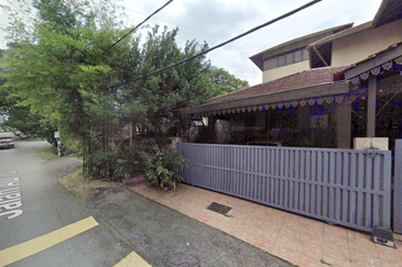 AU 1 (Datuk Keramat)