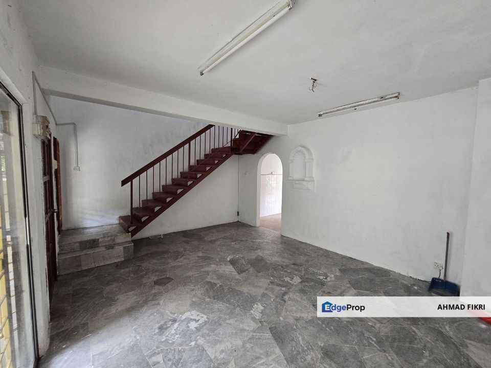 Taman Puchong Perdana [ FACING OPEN ] Double Storey Terrace House Puchong Selangor, Selangor, Puchong