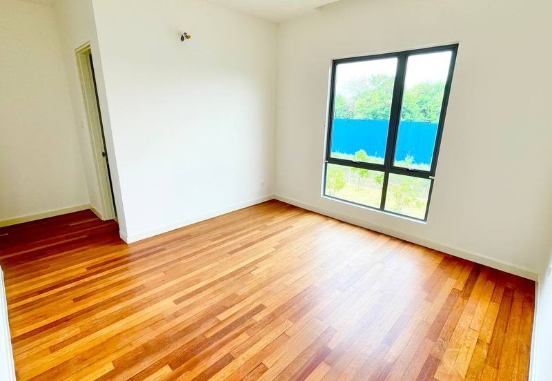 Broadleaf Residences, Hometree