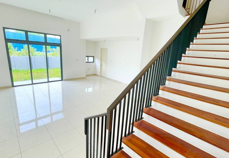 Broadleaf Residences, Hometree