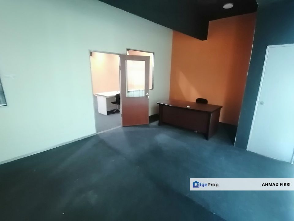 Bandar Putra Permai Office [ NEAR Giant Equine ] [ FULLY FURNISHED ] Seri Kembangan Selangor, Selangor, Seri Kembangan