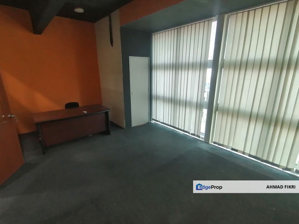 Bandar Putra Permai Office [ NEAR Giant Equine ] [ FULLY FURNISHED ] Seri Kembangan Selangor, Selangor, Seri Kembangan