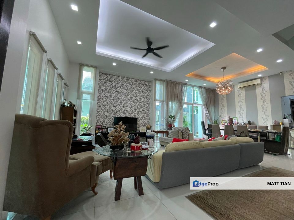 The Grove Waterscape Villas bungalow in a gated community for sale. nicely renovated, Selangor, Petaling Jaya