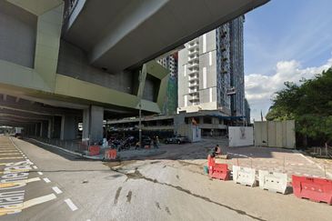 Jalan Impian Mahkota, Kampung Sungai Kantan