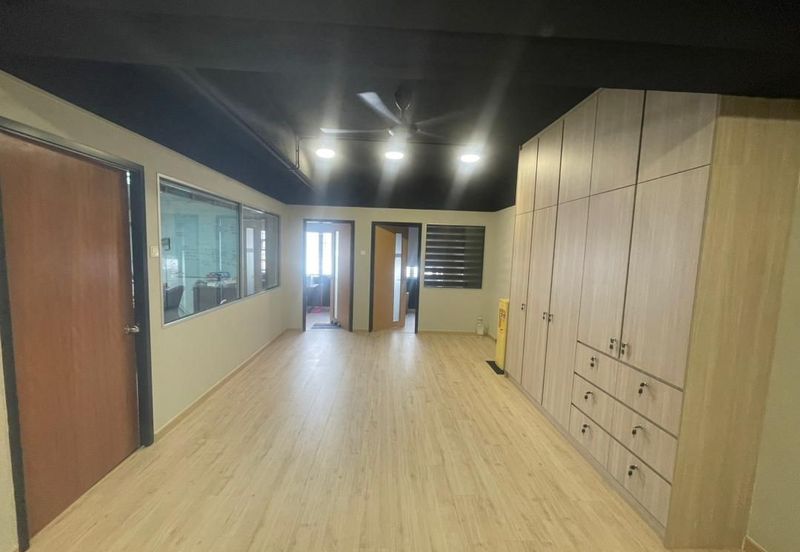 Medan Idaman Business Centre