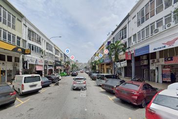 Medan Idaman Business Centre