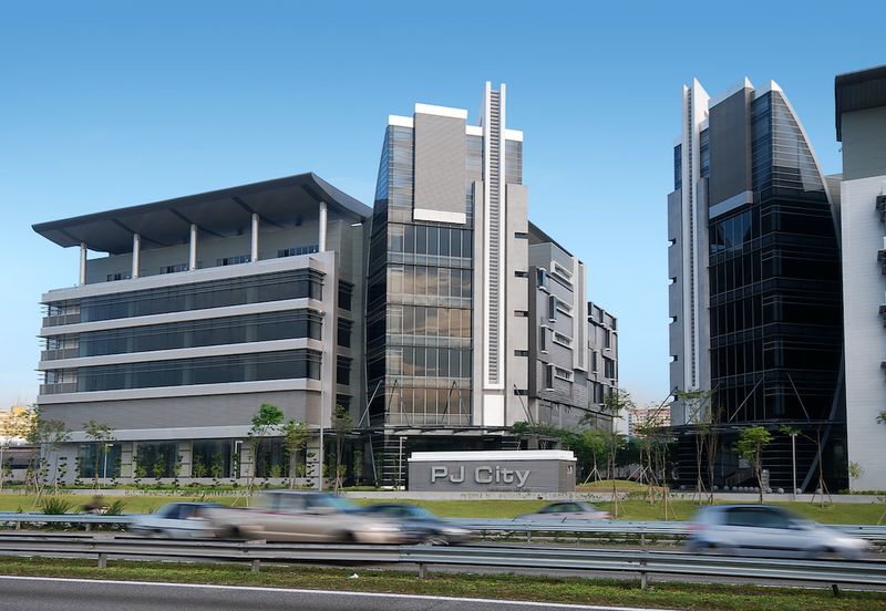PJ City