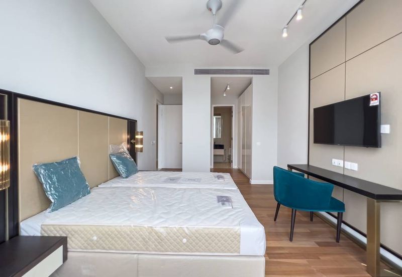 Pavilion Ceylon Hill