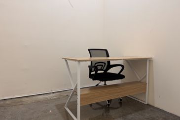 Office Room, Sg Besi LRT MRT Station, Lake Fields, TBS, Trillium